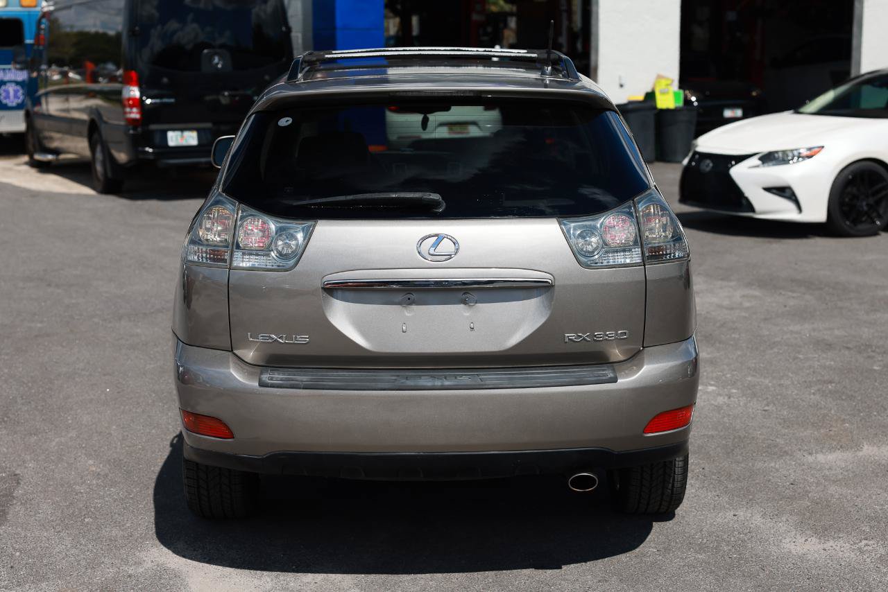 Used 2005 Lexus RX 330 w/ Premium Plus Pkg FWD image 9