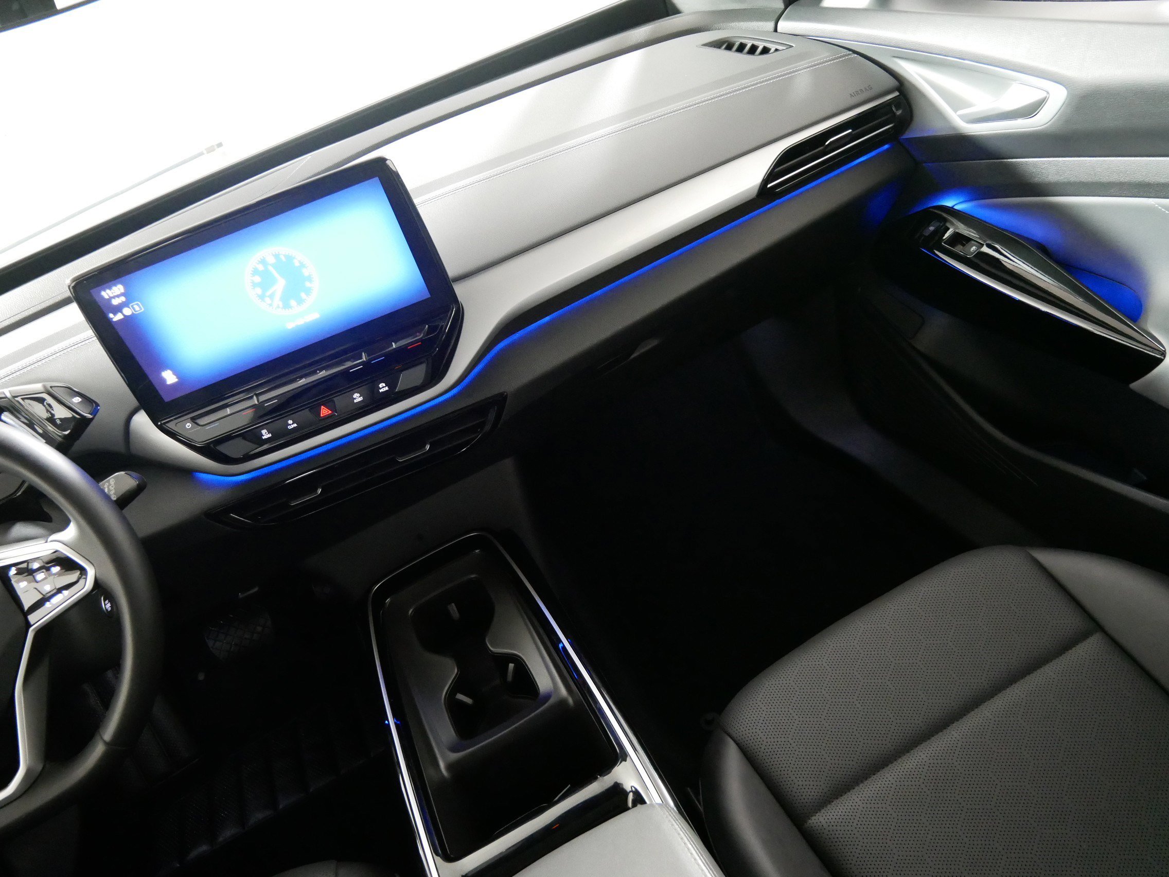 Certified 2023 Volkswagen ID.4 Pro S Plus AWD/4WD image 11