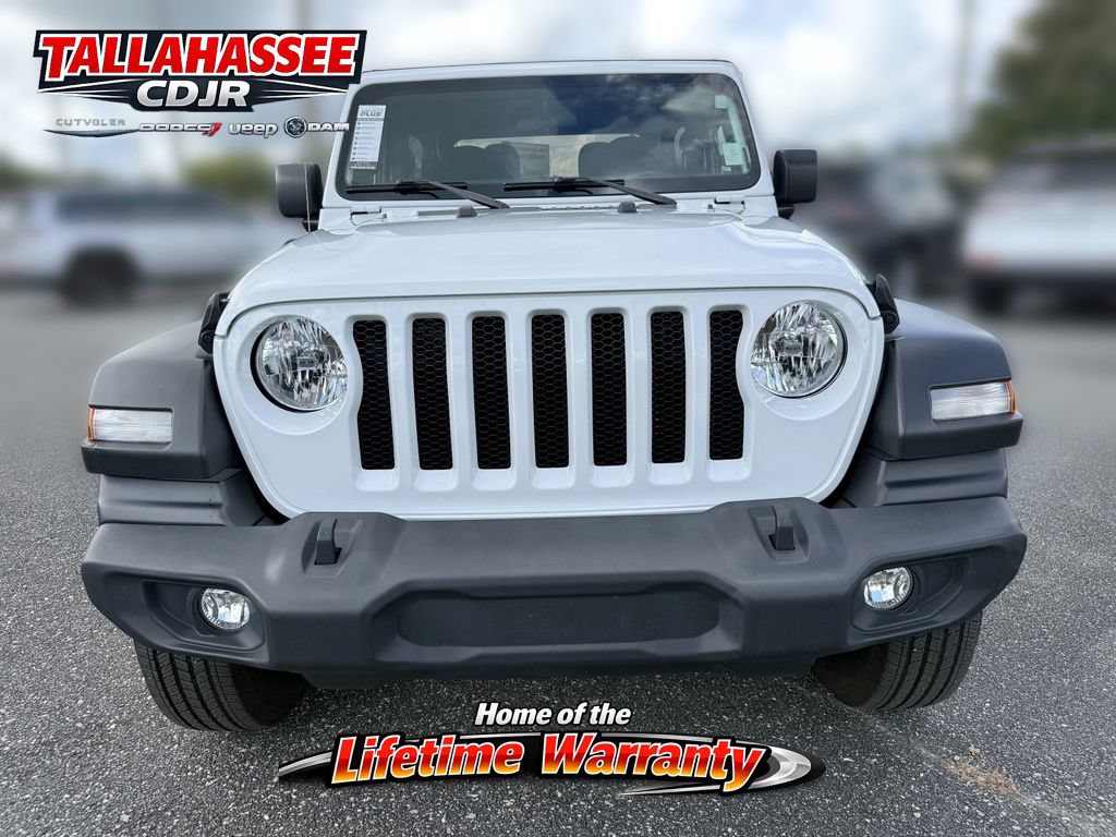 Used 2022 Jeep Wrangler Sport AWD/4WD image 9