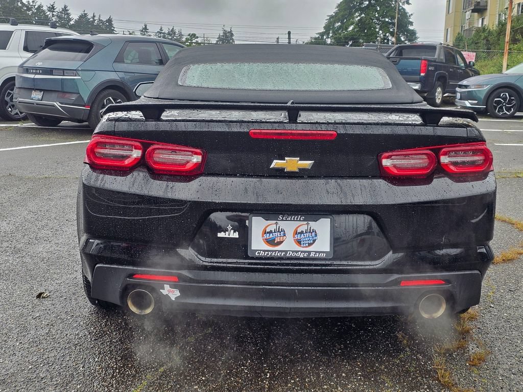 Used 2019 Chevrolet Camaro LT RWD image 7