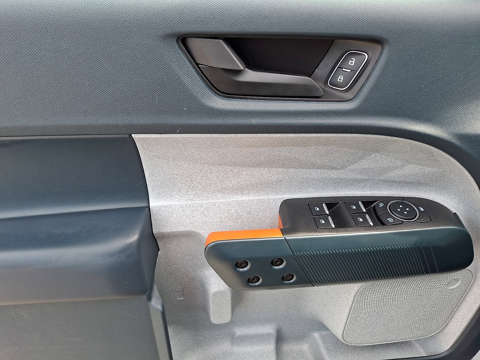 Certified 2024 Ford Maverick XLT w/ XLT Luxury Package image 16