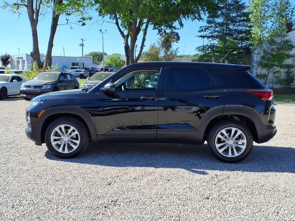 Used 2023 Chevrolet TrailBlazer LS FWD image 4