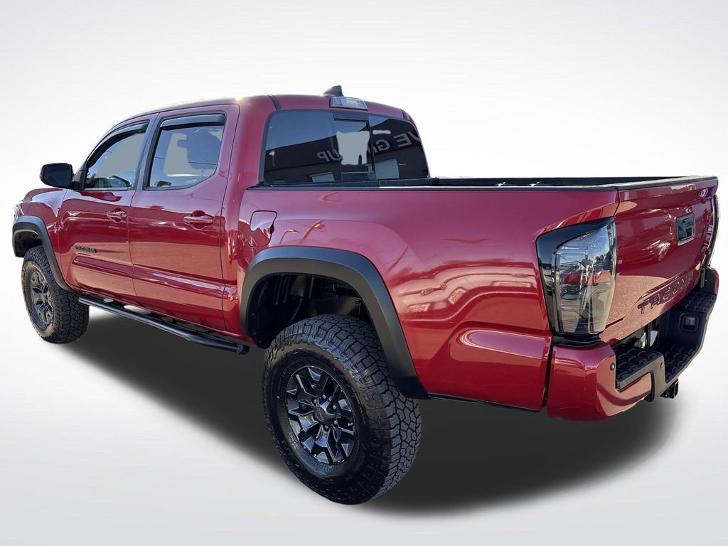 Used 2021 Toyota Tacoma TRD Off-Road w/ Technology Package image 4