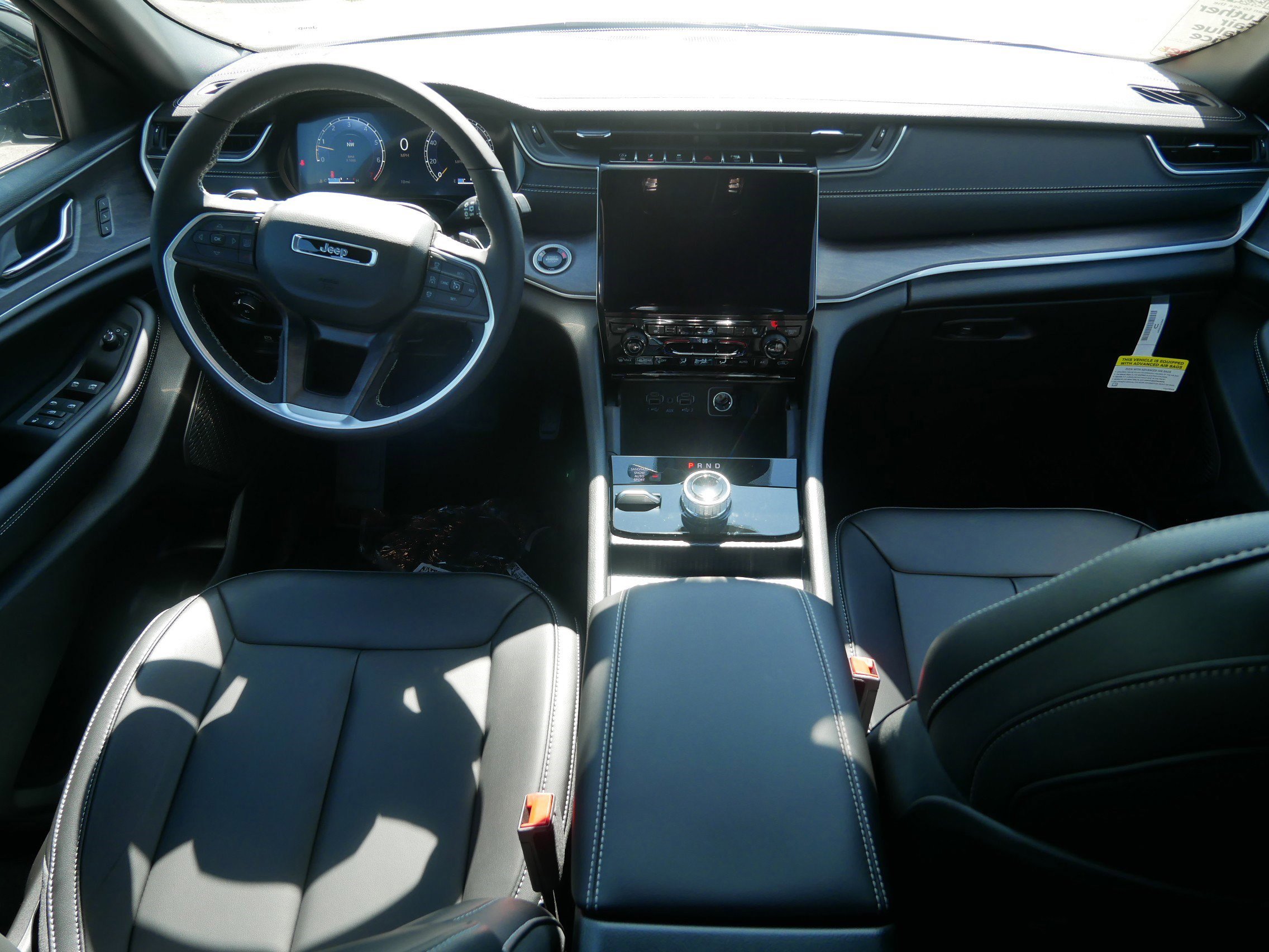 New 2025 Jeep Grand Cherokee L Limited w/ Trailer Tow Package image 12