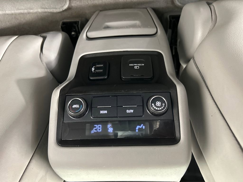 Used 2018 GMC Acadia SLT image 17