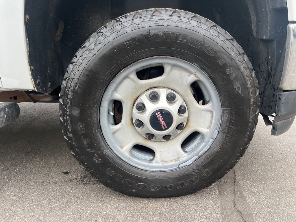 Used 2013 GMC Sierra 2500 W/T w/ Snow Plow Prep Package image 29