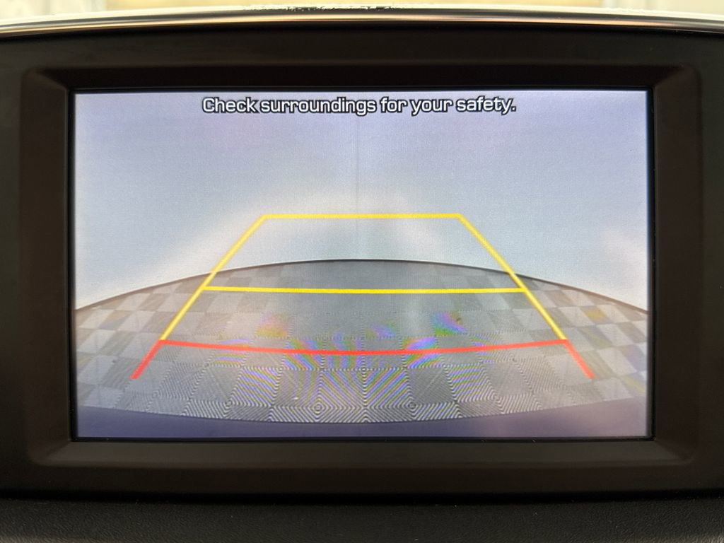 Used 2019 Hyundai Santa Fe SEL FWD image 16