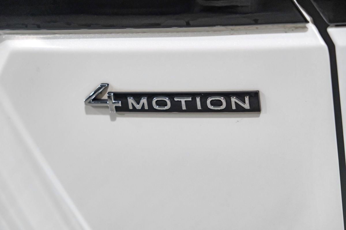 Used 2023 Volkswagen Atlas SEL R-Line image 55