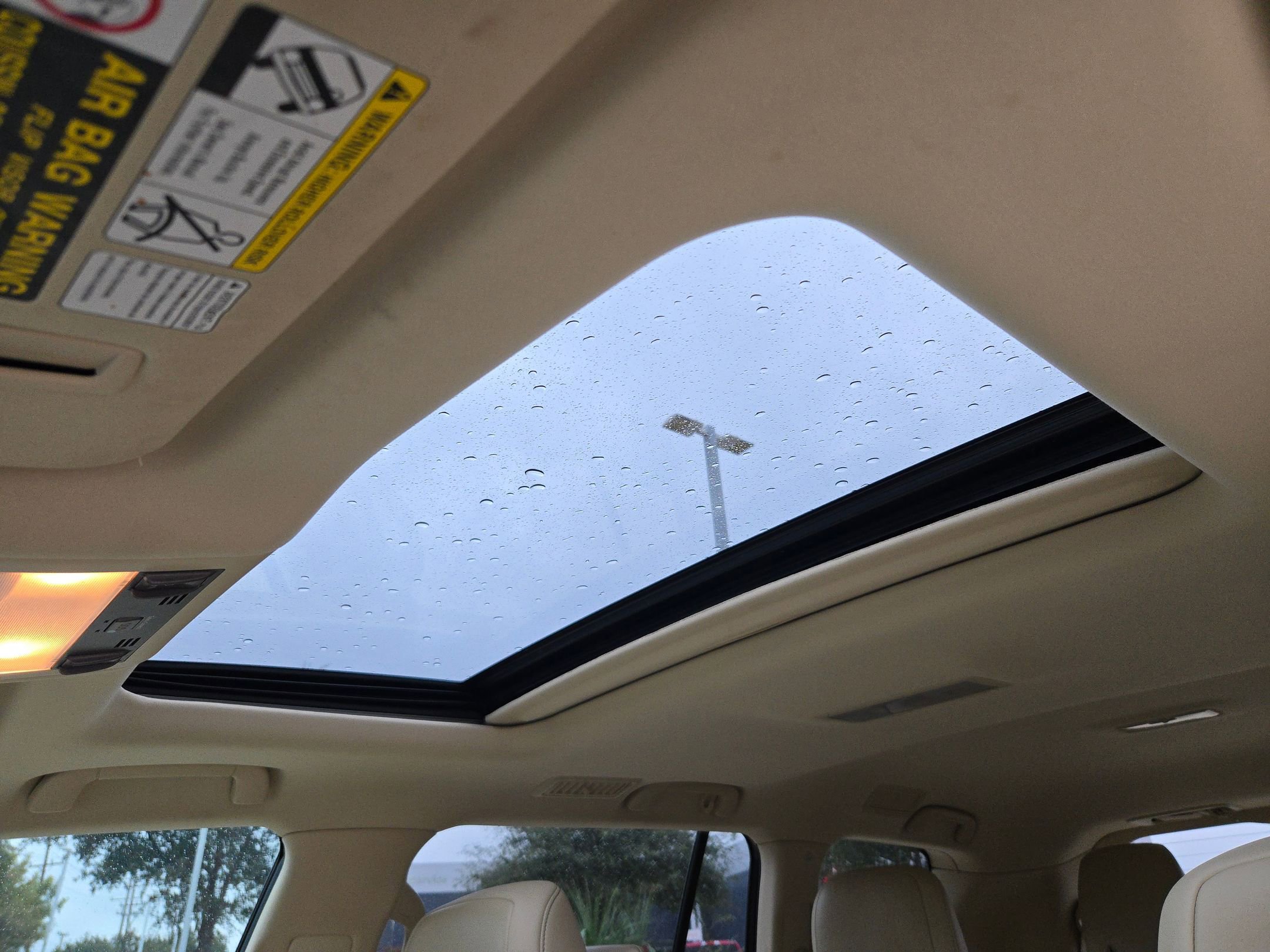 Used 2014 Lexus LX 570 4WD image 10