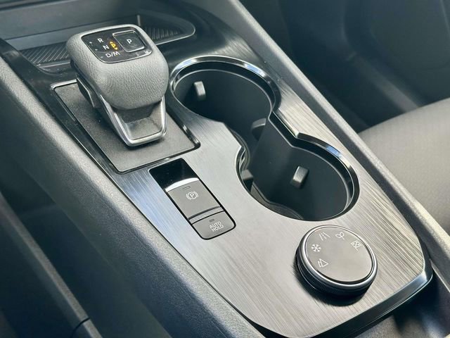 Used 2022 Nissan Rogue SV w/ SV Premium Package image 22