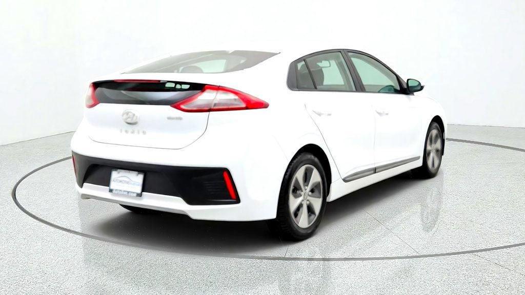 Used 2019 Hyundai Ioniq Electric FWD image 5