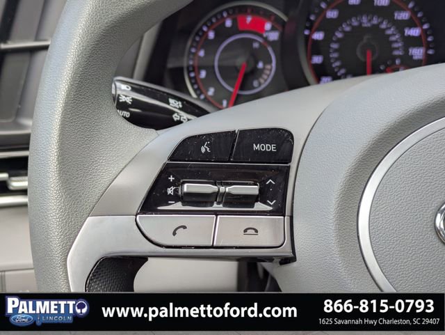 Used 2022 Hyundai Elantra SEL FWD image 21