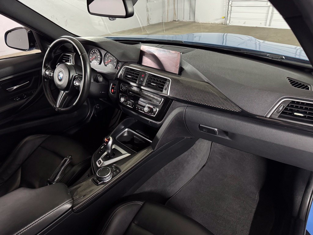 Used 2017 BMW M3 RWD image 50