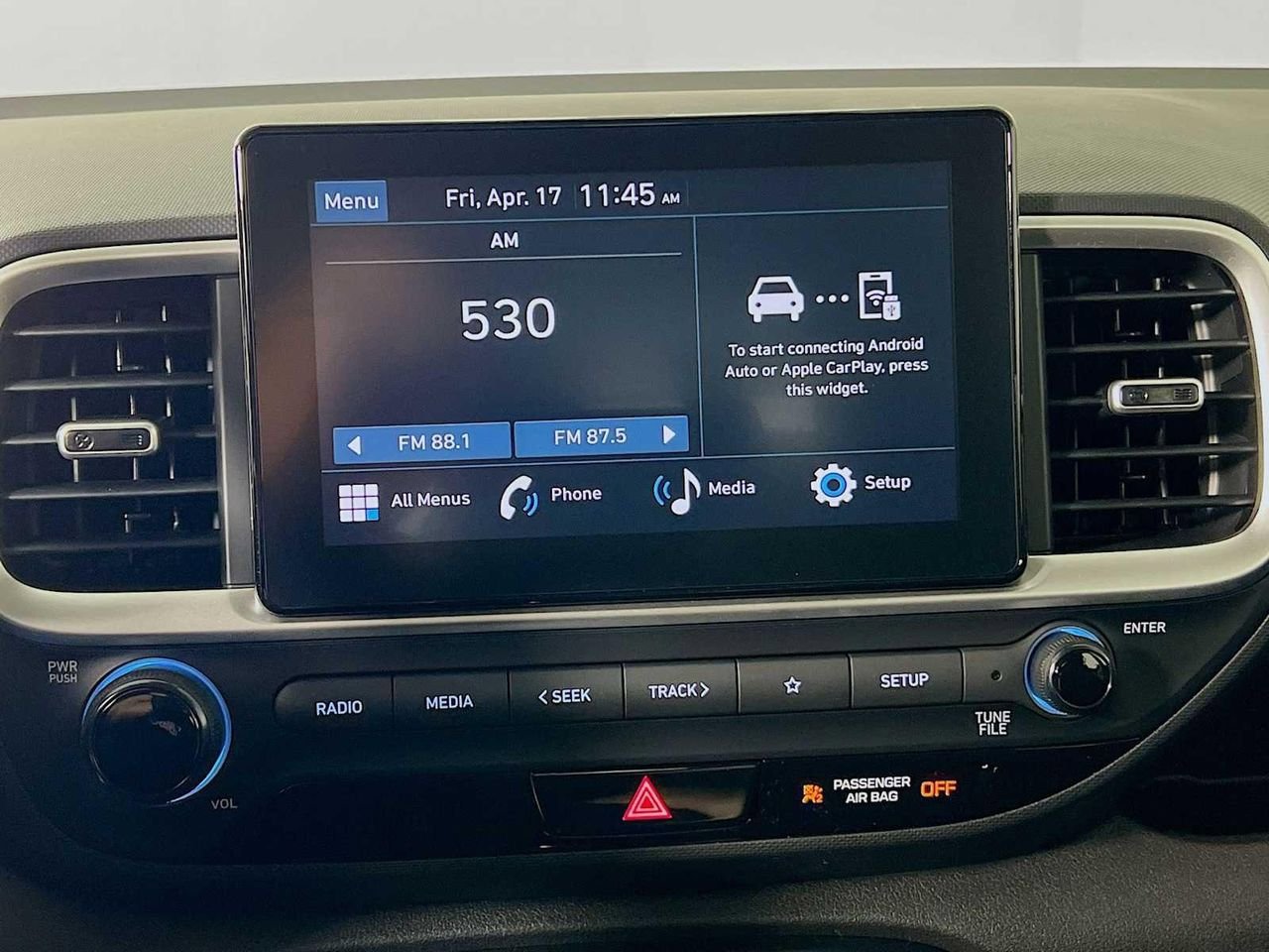 New 2026 Hyundai Venue SE FWD image 9