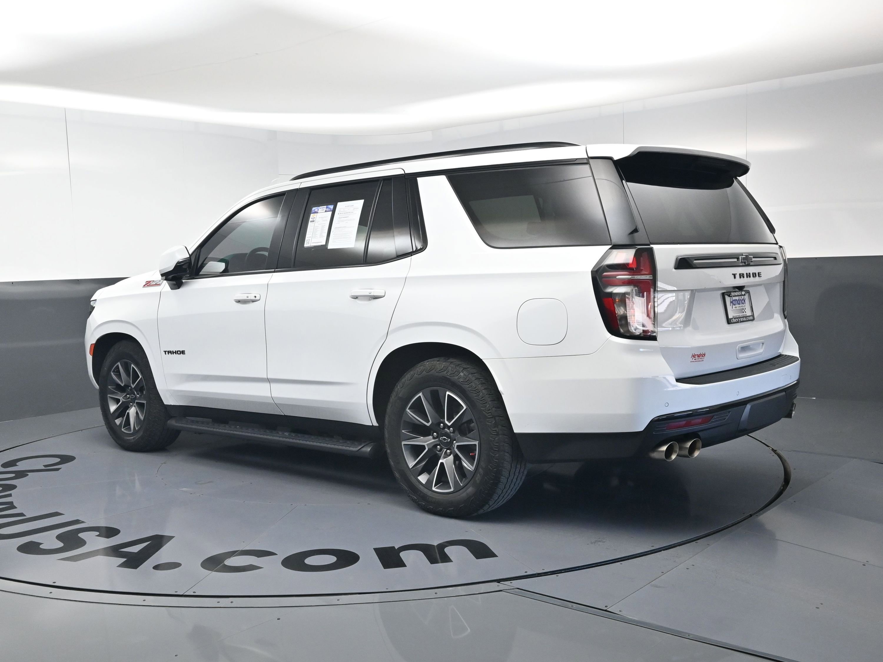 Used 2023 Chevrolet Tahoe Z71 w/ Z71 Off-Road Package AWD/4WD image 7