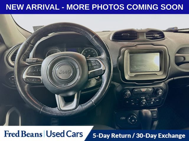 Used 2020 Jeep Renegade Latitude w/ Cold Weather Group AWD/4WD image 23