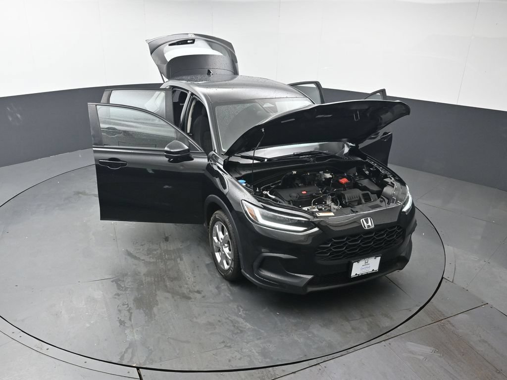 Used 2023 Honda HR-V LX image 47