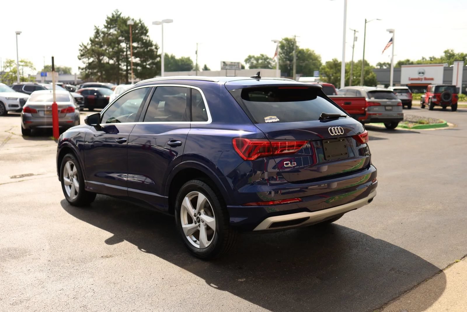 Used 2022 Audi Q3 2.0T Premium w/ Convenience Package AWD/4WD image 7