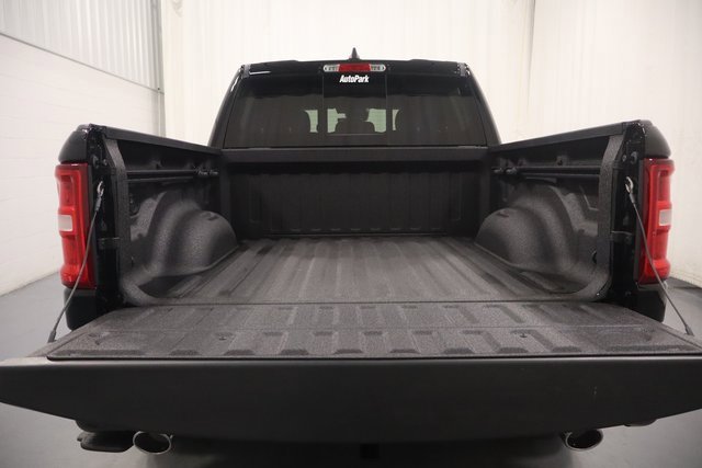 New 2026 RAM 1500 4x4 Crew Cab image 17