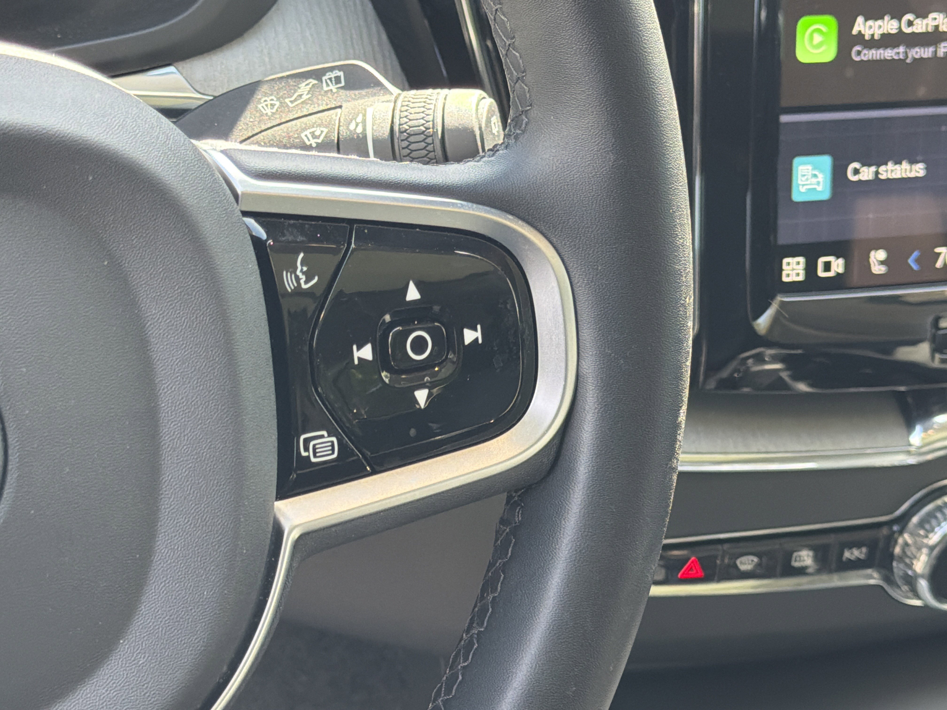 Certified 2025 Volvo XC60 B5 Plus image 21