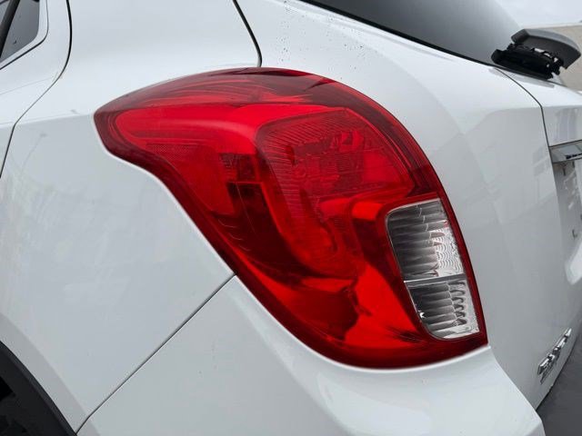 Used 2016 Buick Encore FWD image 4