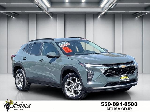 Used 2025 Chevrolet Trax LT w/ LT Convenience Package