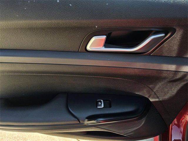 Used 2022 Kia K5 LXS image 9