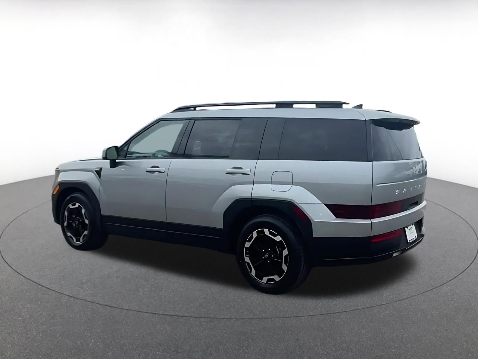 Used 2025 Hyundai Santa Fe SEL image 10