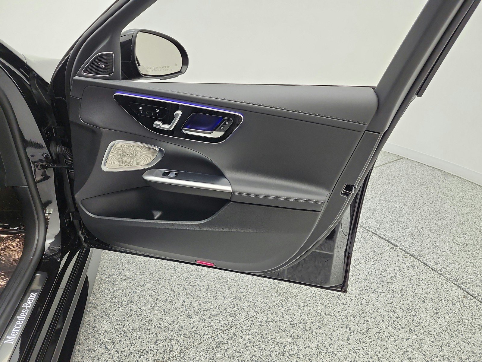 Used 2024 Mercedes-Benz C 300 Sedan image 21