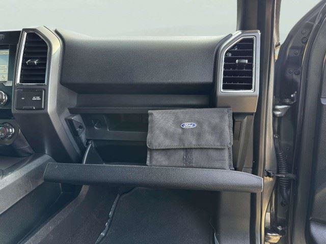 Used 2016 Ford F150 XLT w/ Equipment Group 302A Luxury AWD/4WD image 44