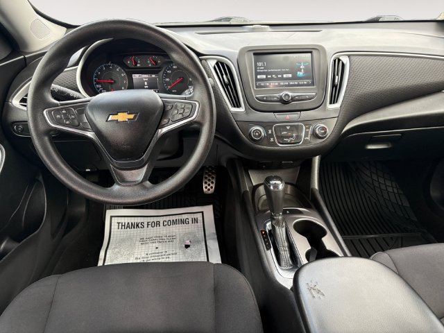 Used 2017 Chevrolet Malibu LS FWD image 10