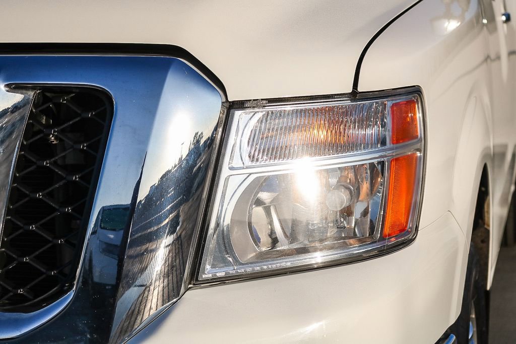 Used 2016 Nissan NV 3500 SV w/ SV Technology Package image 5