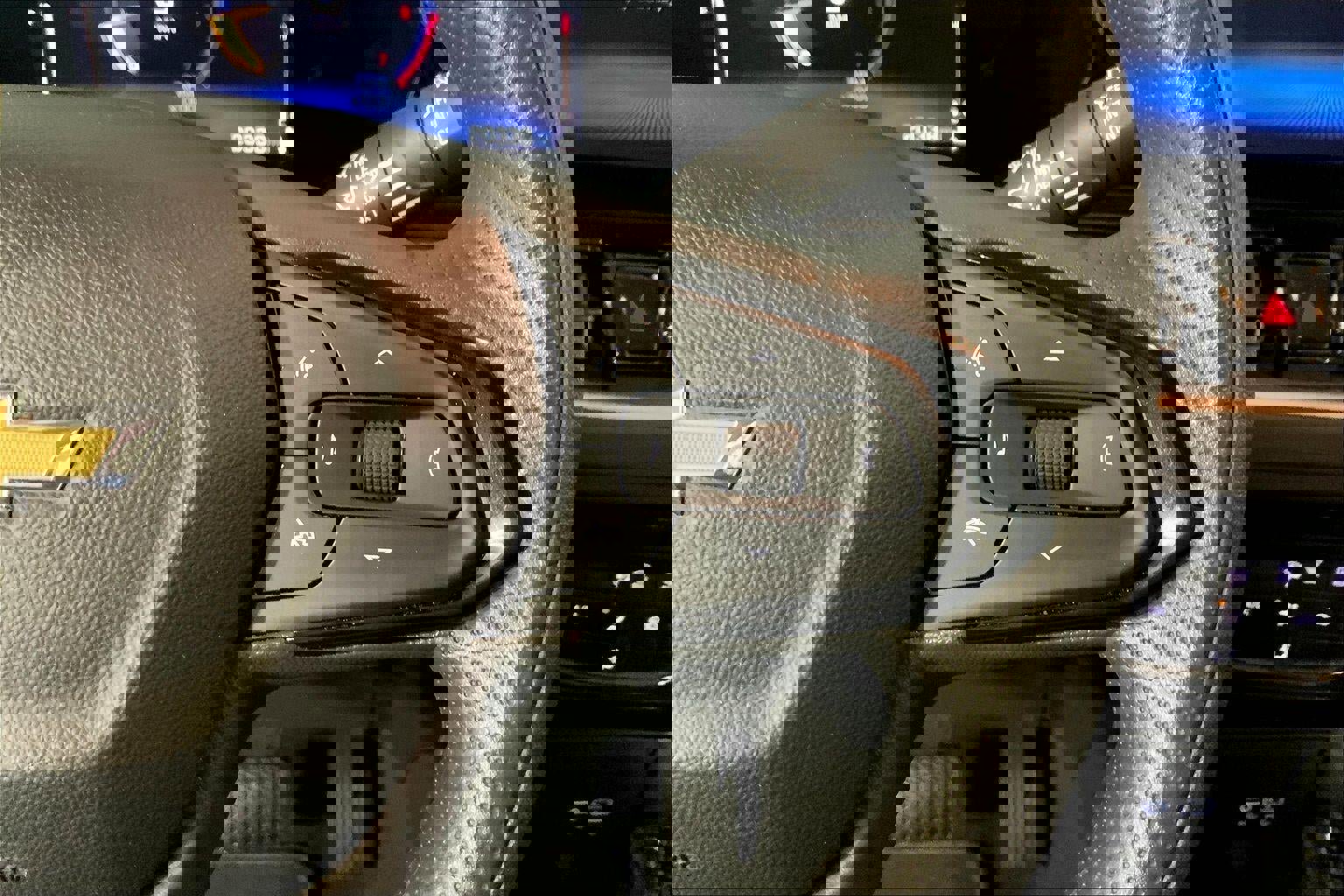 Used 2025 Chevrolet TrailBlazer LT w/ Driver Confidence Package image 19