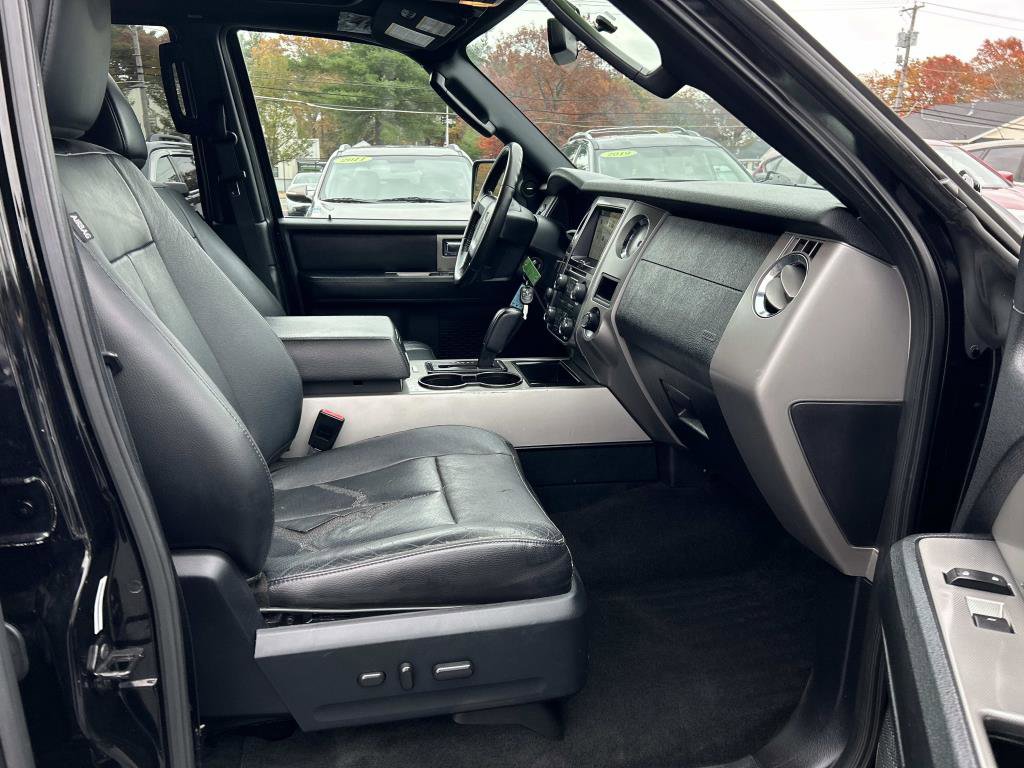 Used 2017 Ford Expedition EL XLT w/ Equipment Group 202A image 20