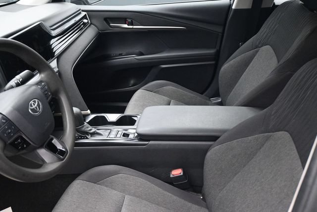 Used 2025 Toyota Camry LE FWD image 25