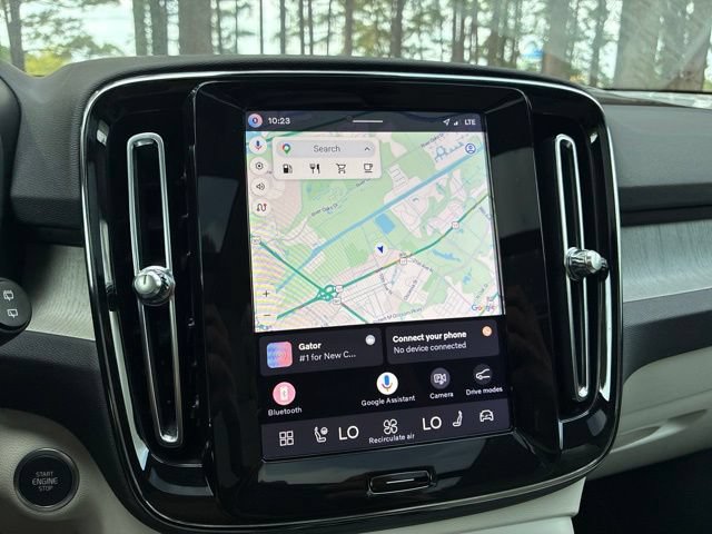 New 2026 Volvo XC40 B5 Ultra w/ Climate Package AWD/4WD image 30