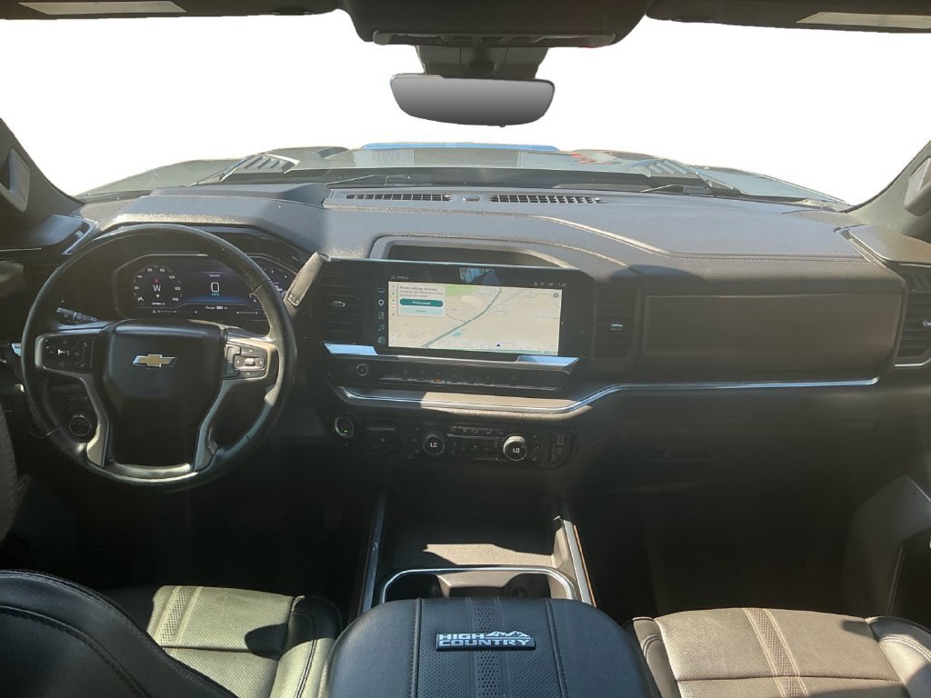 Used 2024 Chevrolet Silverado 2500 High Country w/ High Country Premium Package AWD/4WD image 17