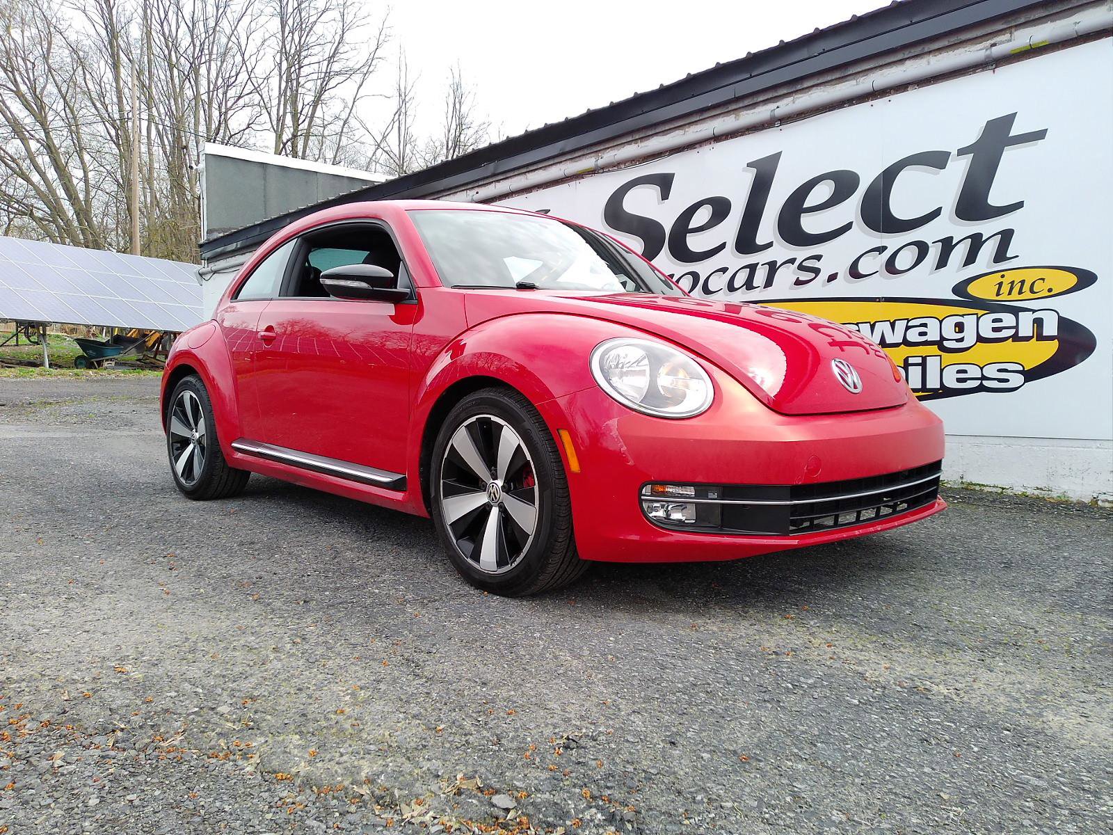 Used 2012 Volkswagen Beetle 2.0T image 1