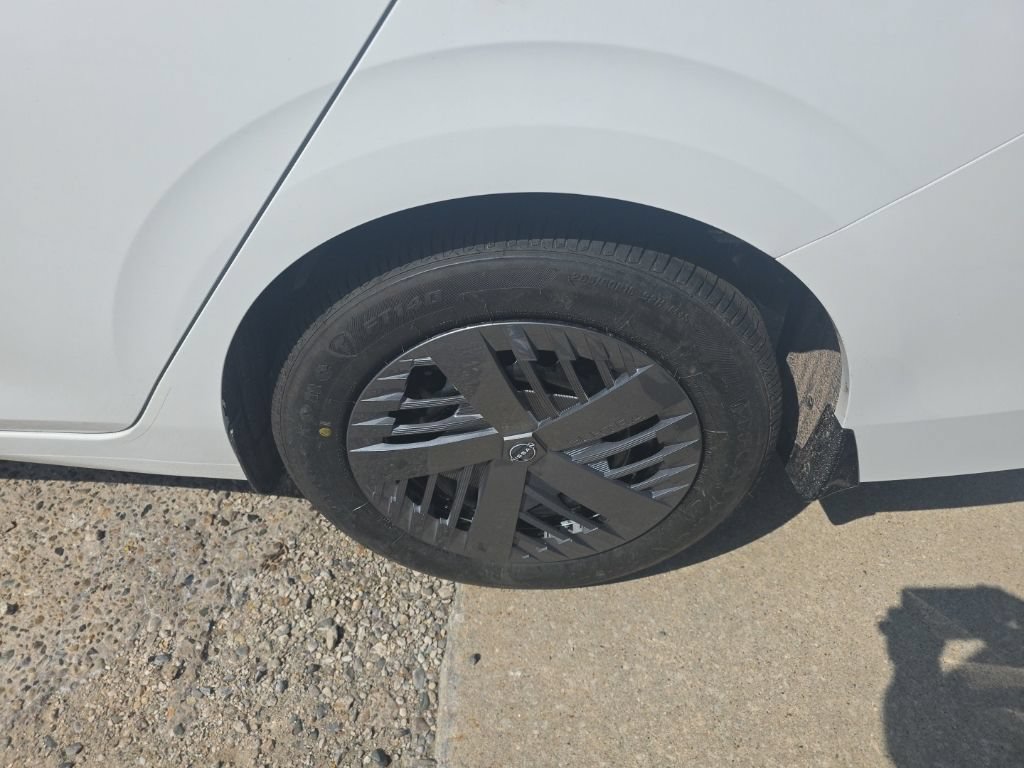 New 2027 Nissan Sentra S w/ Floor Mat Package FWD image 11