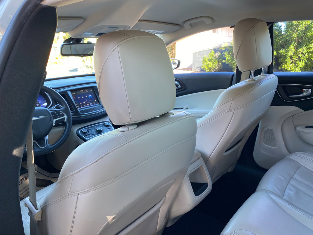 Used 2017 Chrysler 200 Limited Platinum image 38