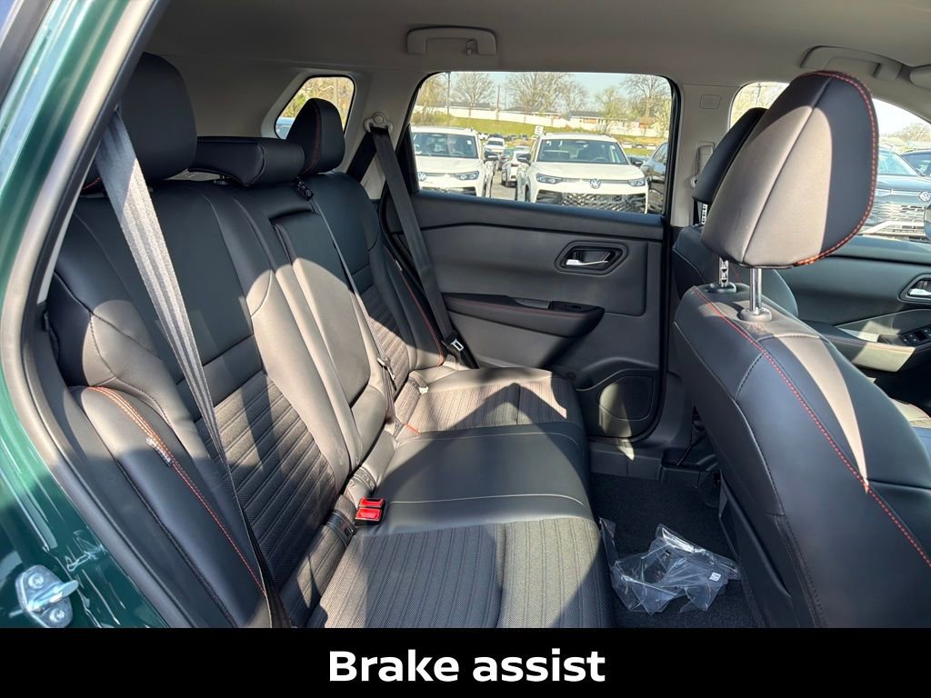 New 2026 Nissan Rogue SV AWD/4WD image 36