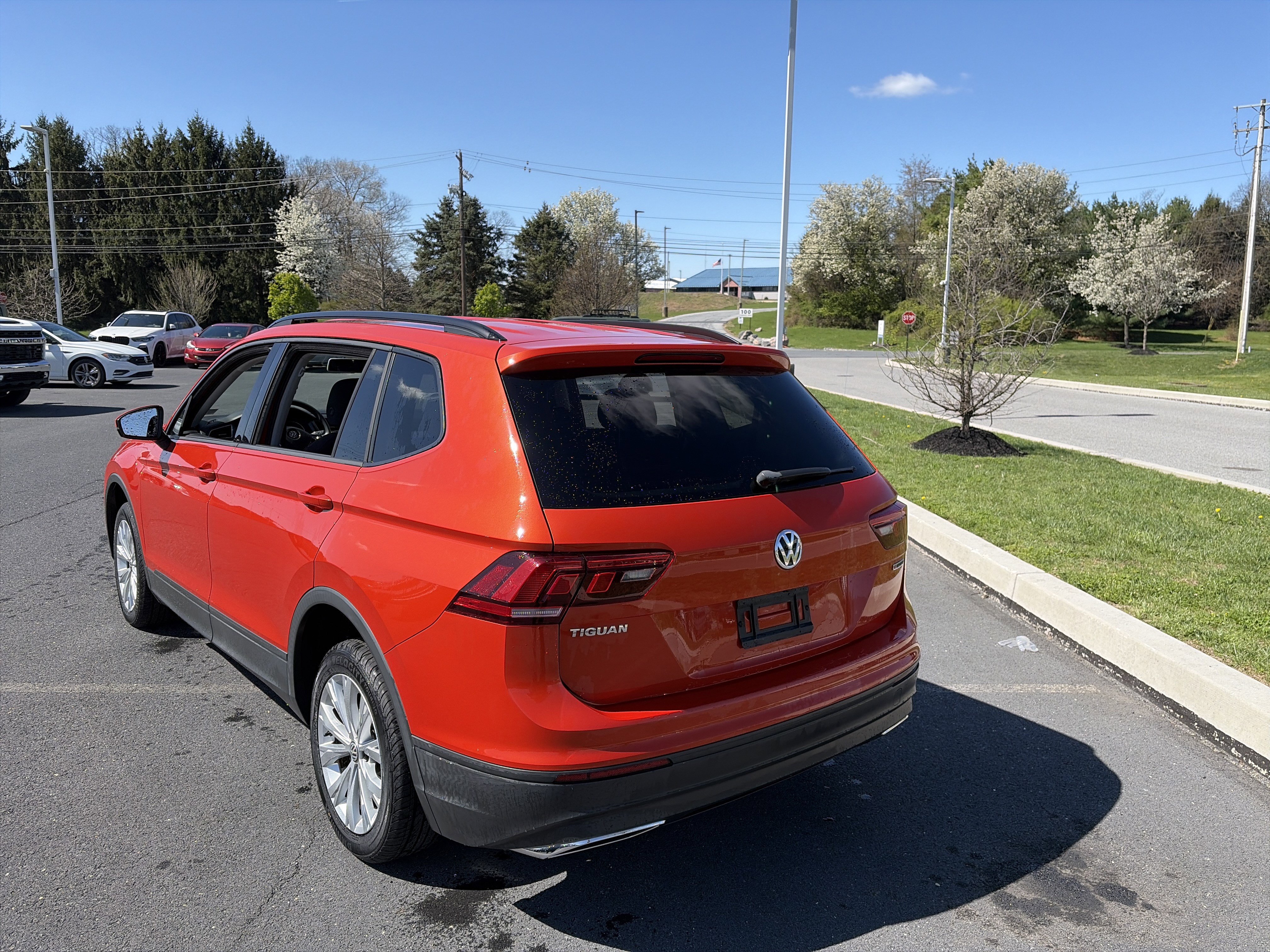 Used 2019 Volkswagen Tiguan S w/ 3rd Row Seat Package image 6