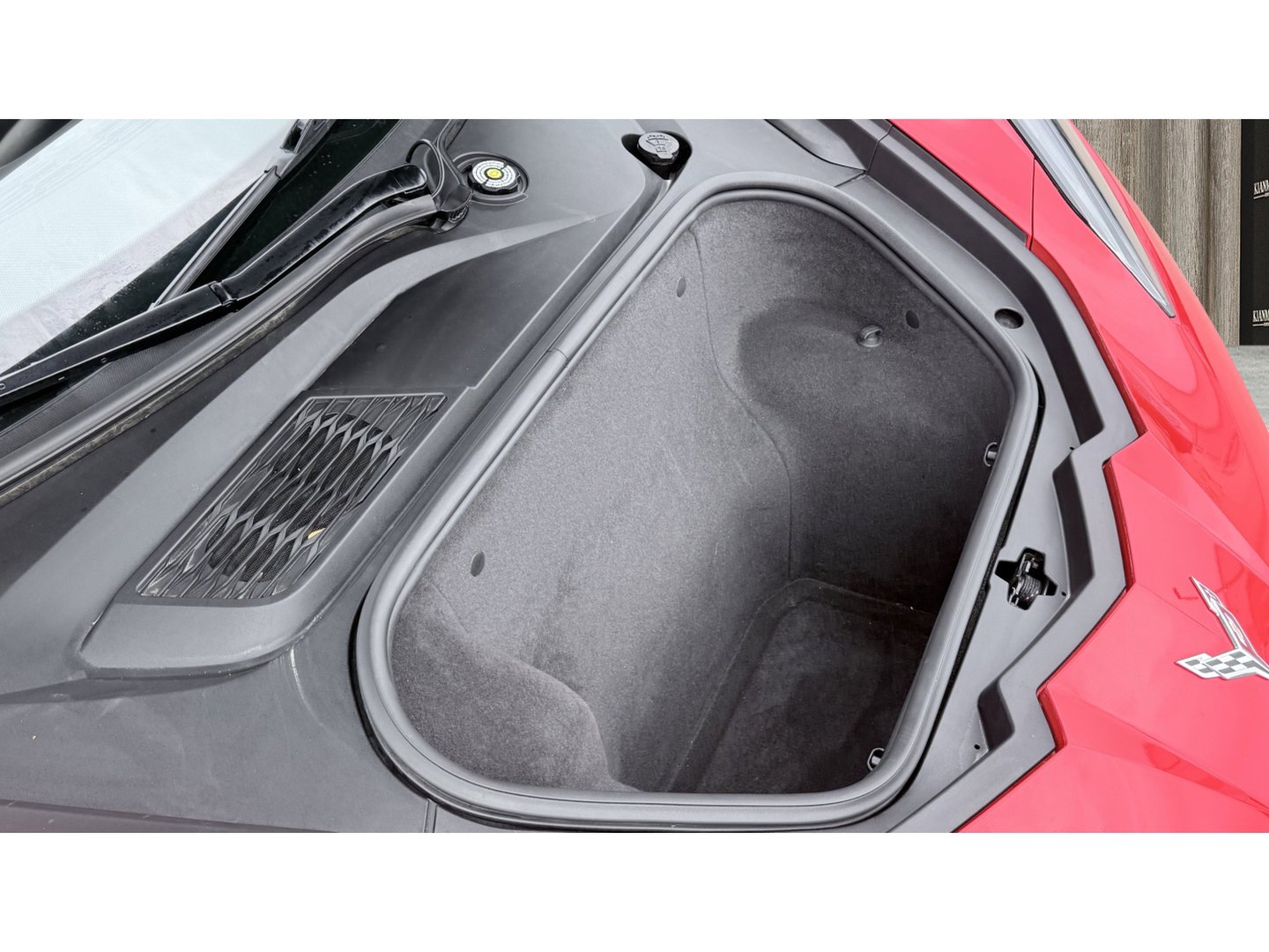 Used 2021 Chevrolet Corvette Stingray Premium Conv w/ Z51 Performance Package RWD image 16