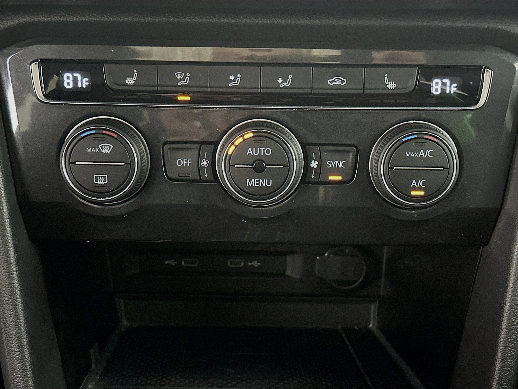 Used 2021 Volkswagen Tiguan SE FWD image 23