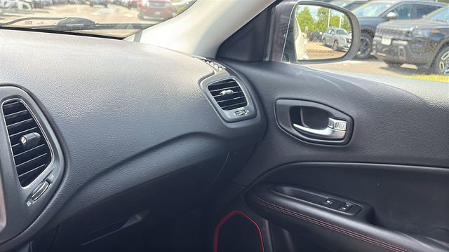 Used 2021 Jeep Compass Trailhawk AWD/4WD image 19