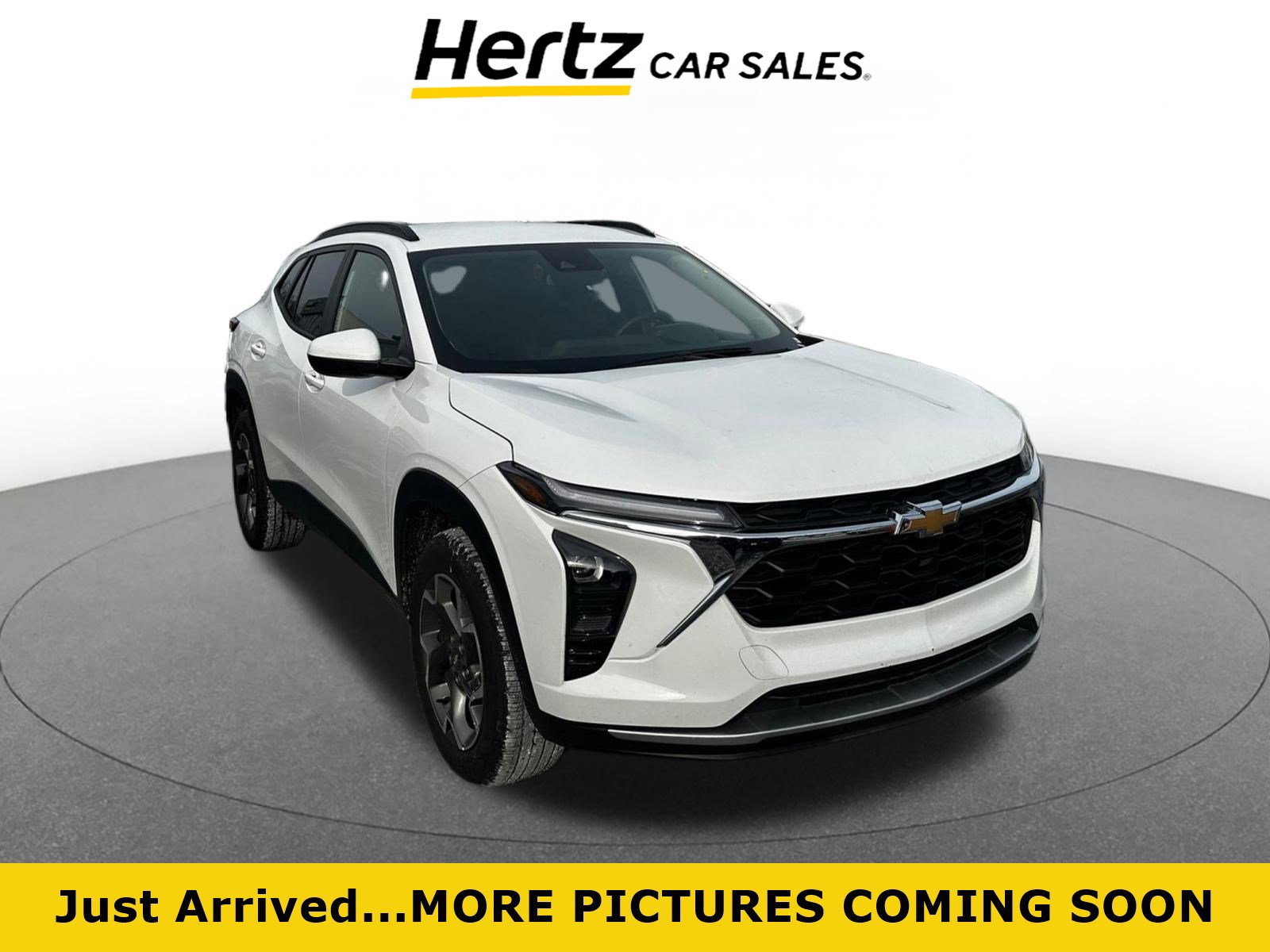 Used 2025 Chevrolet Trax LT w/ LT Convenience Package image 1