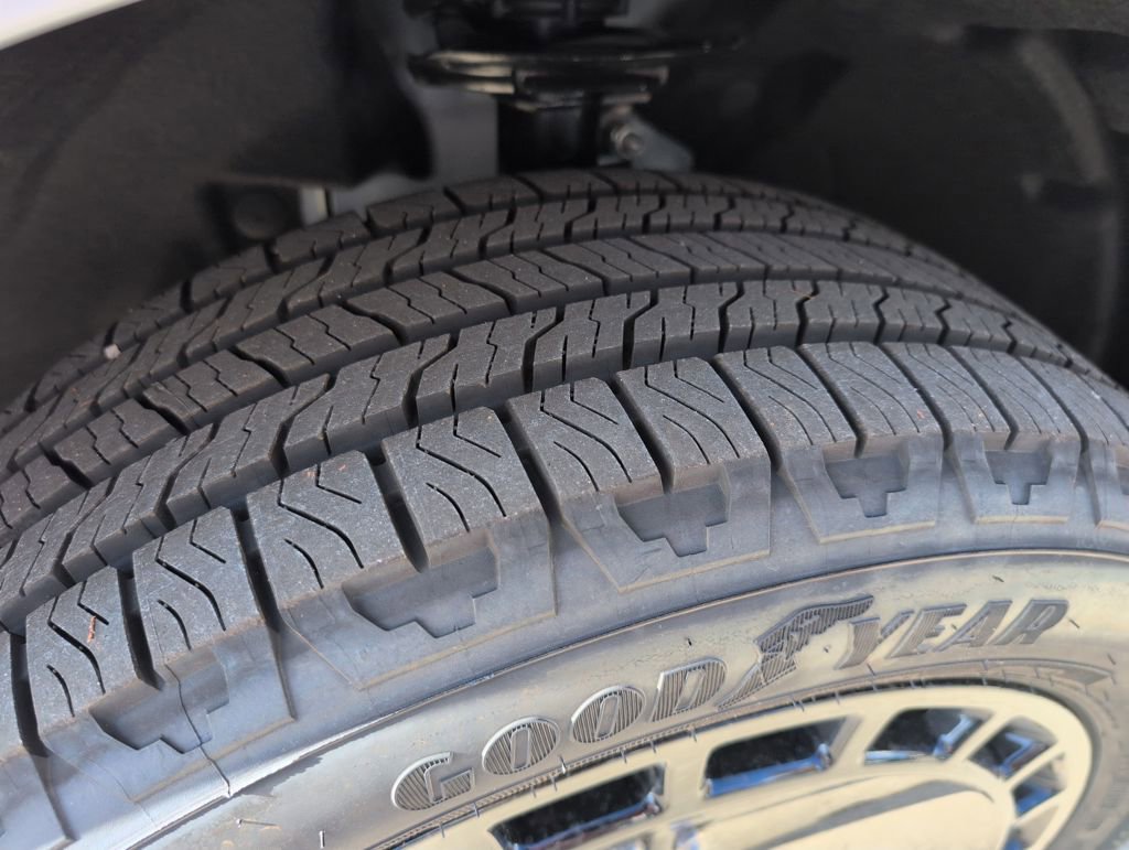 New 2026 Ford Maverick Lobo image 18