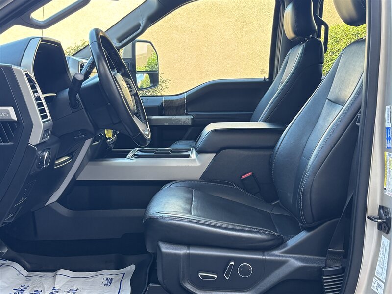 Used 2017 Ford F350 Lariat image 17