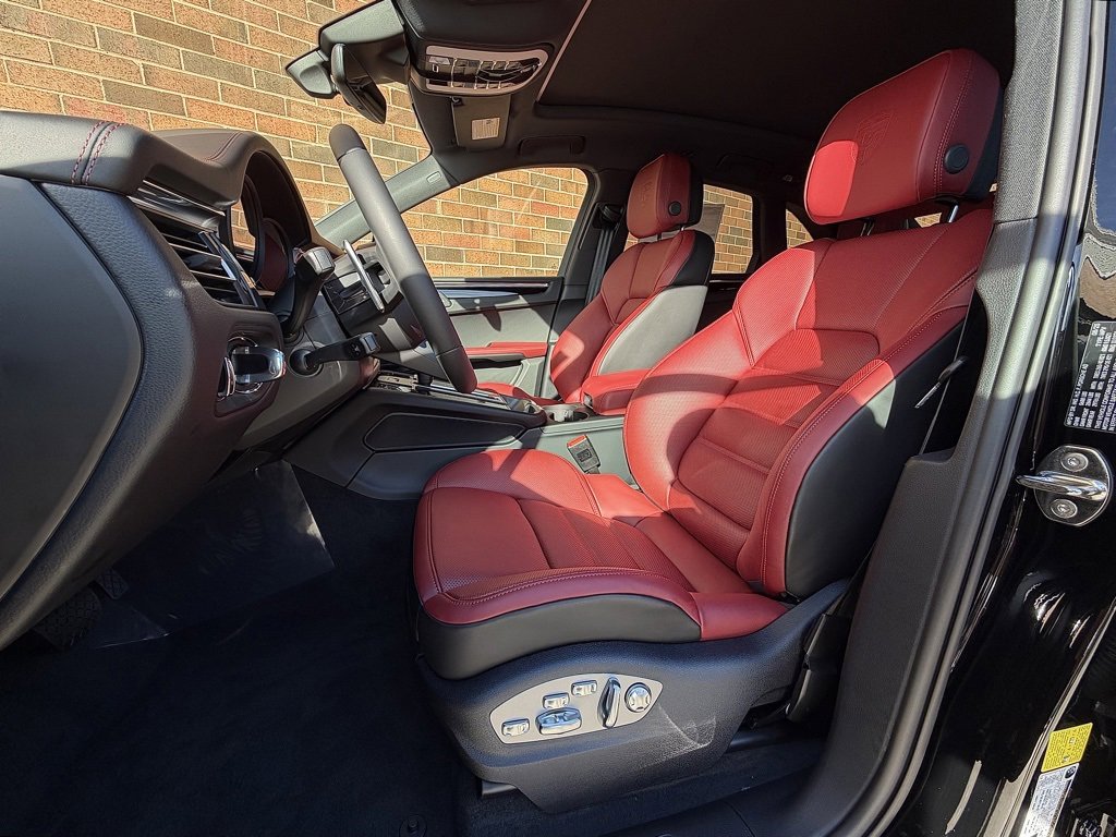 New 2026 Porsche Macan S image 5