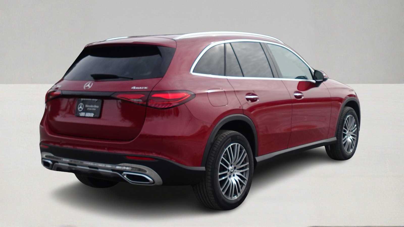 Used 2026 Mercedes-Benz GLC 300 4MATIC image 5